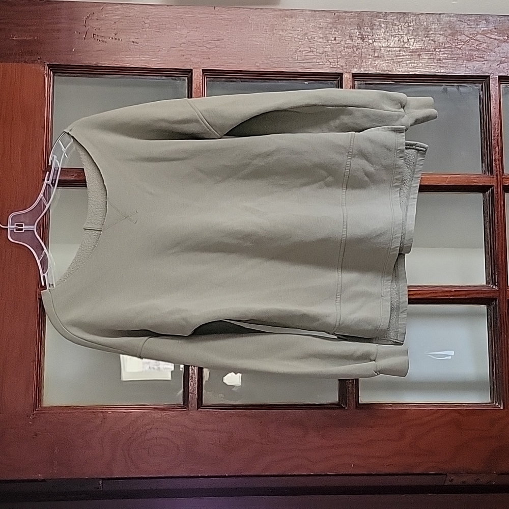 Wide cut neck sweatshirt